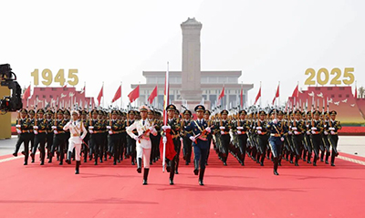 观九三大阅兵，燃爱国奋斗情